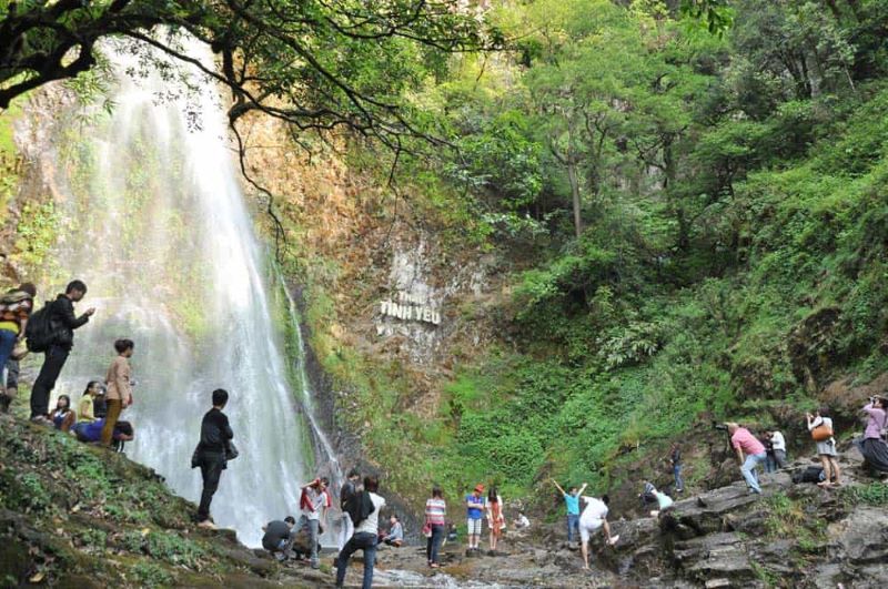 love waterfall sapa - 7