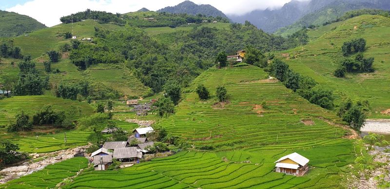 day-trips-from-hanoi-to-sapa-1