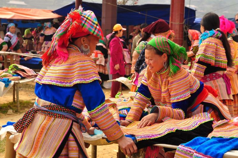 local-markets-in-sapa-11