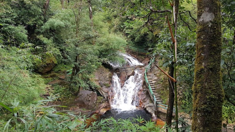 sapa’s-hidden-waterfalls-1